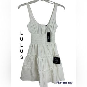 Lulus your sunny day tiered smocked mini dress- NWT 💫